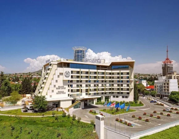 Sheraton Grand Tbilisi Metechi Palace