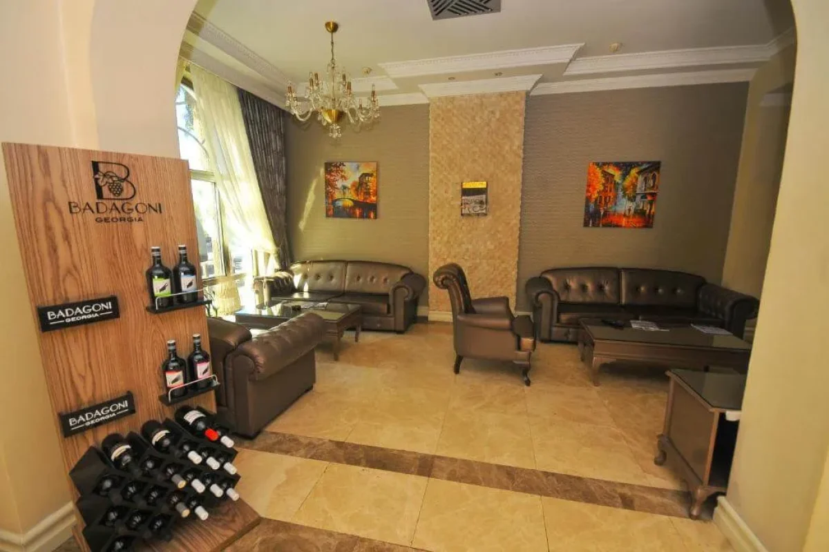 Batumi World Palace Bar