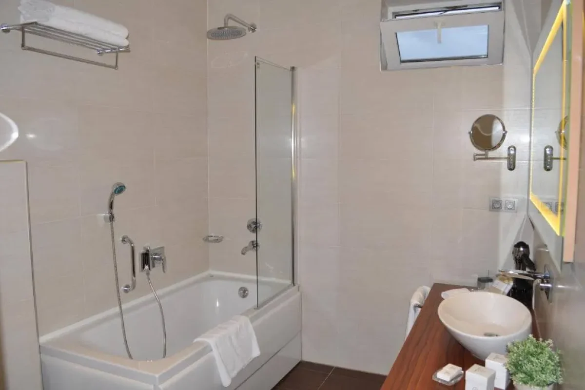 Batumi World Palace Bathroom