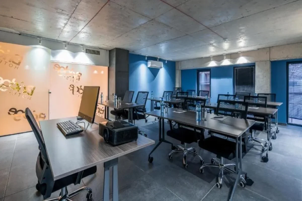 Bridge hotel conference