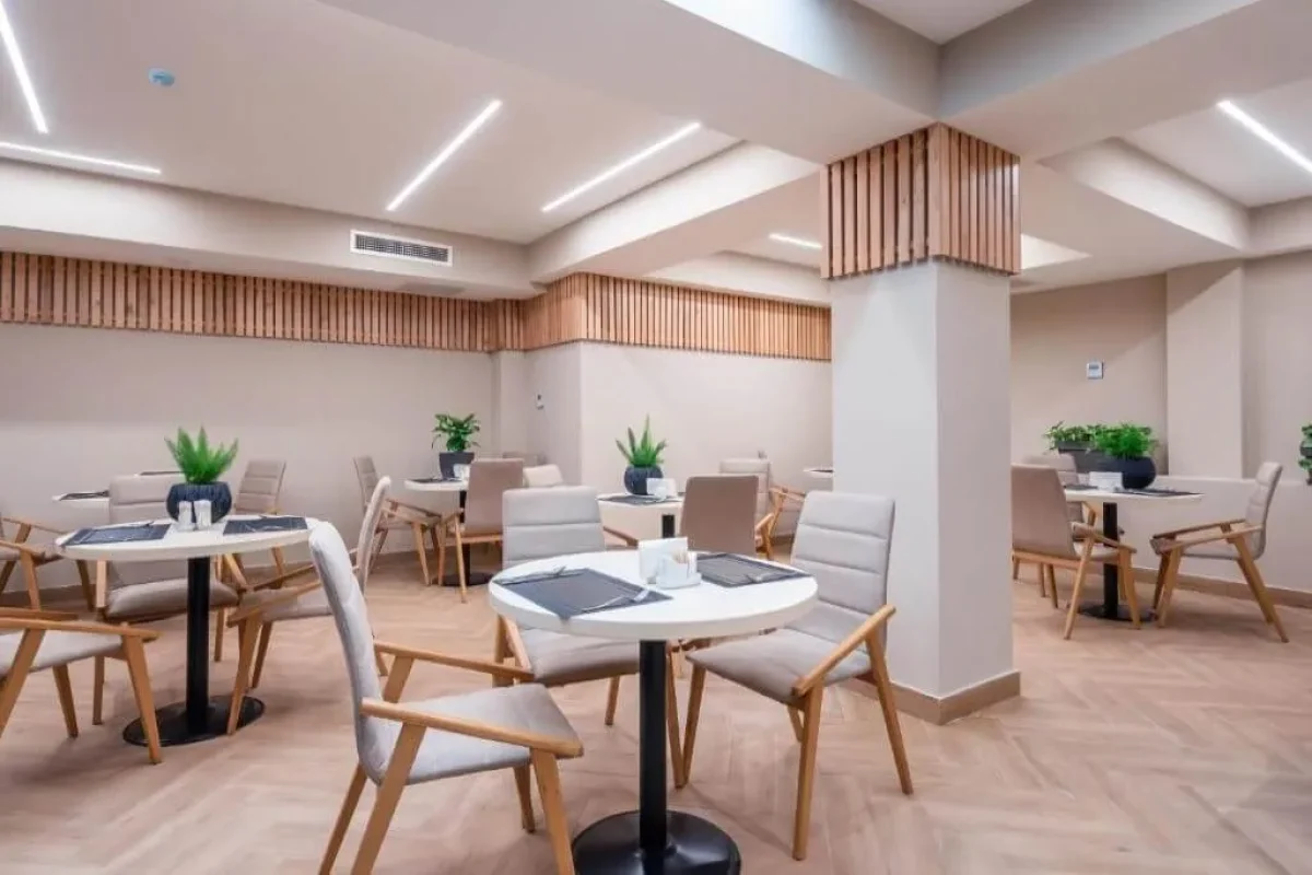 Bridge hotel tbilisi restaurant