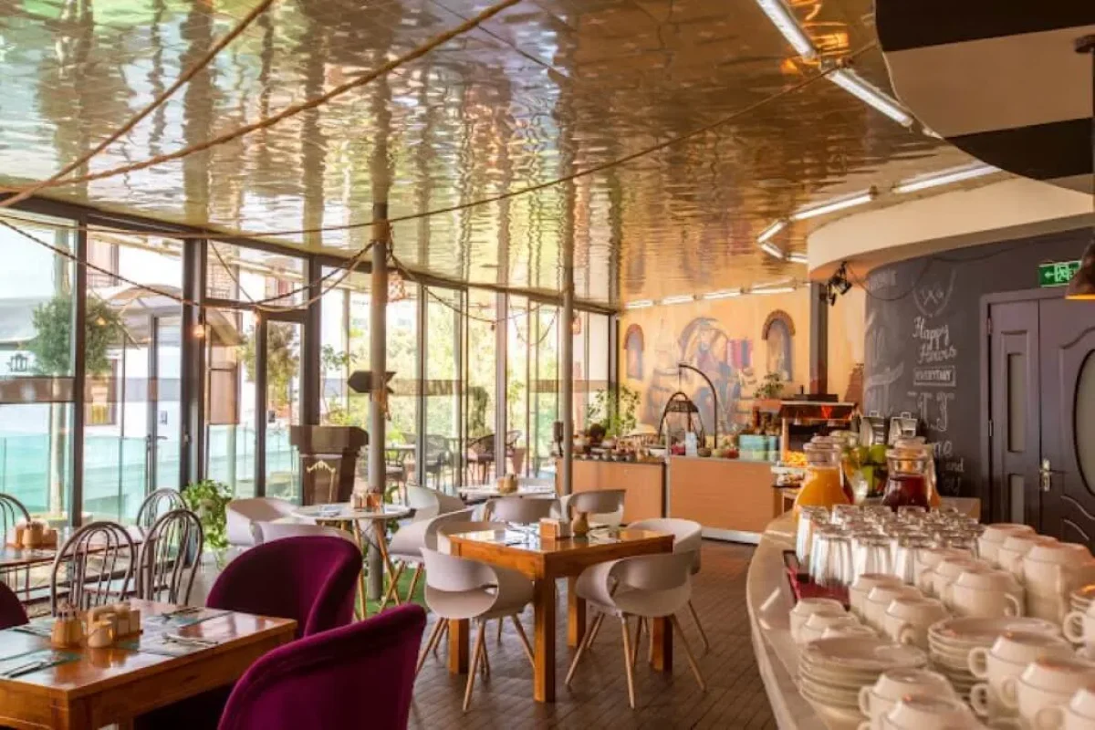 Cron palace kosher Tbilisi hotel address