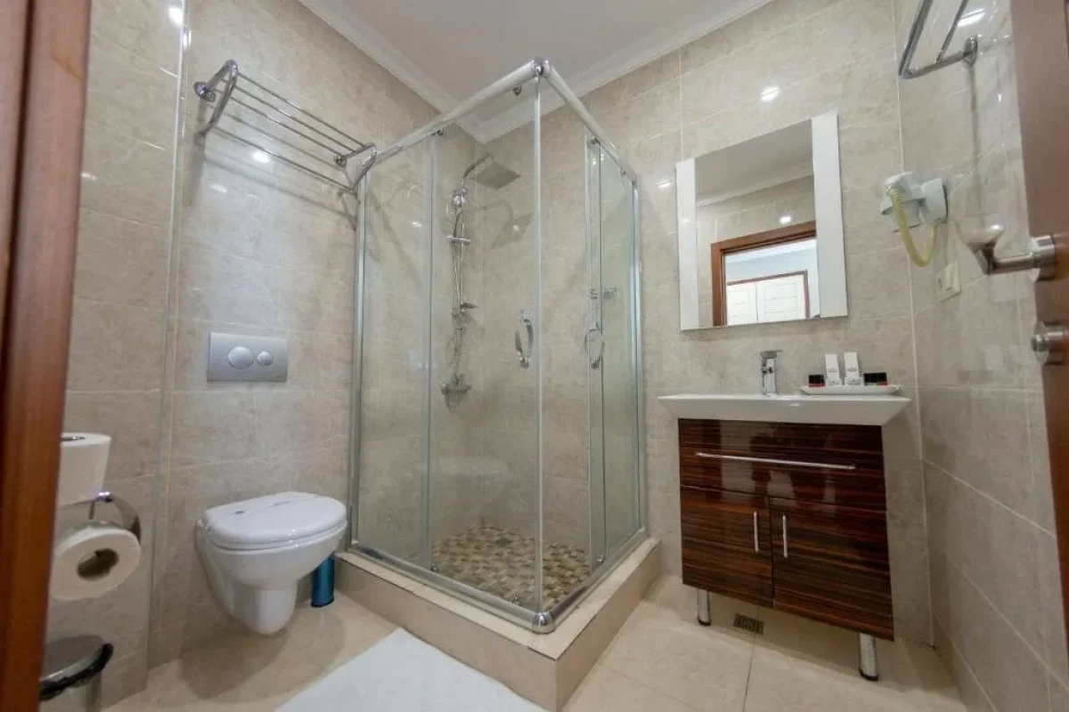 Era Palace Gonio Bathroom