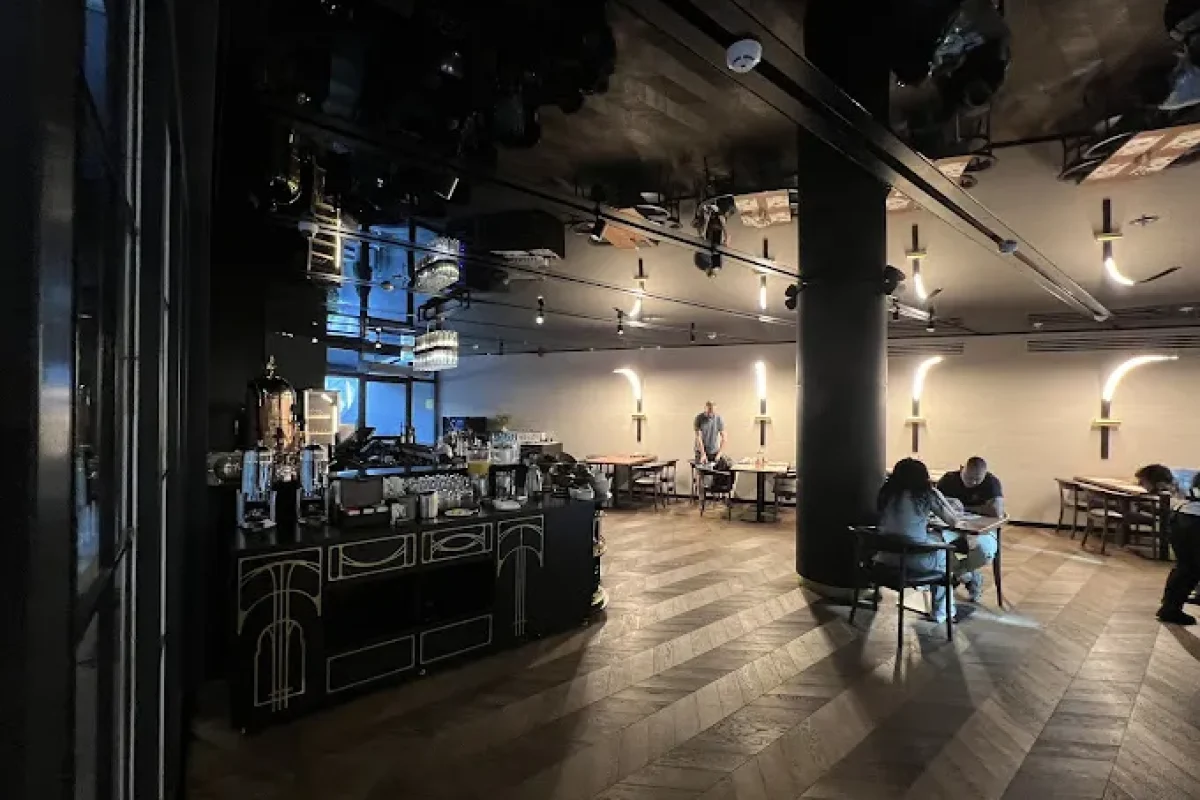 Glarros hotel tbilisi restaurant