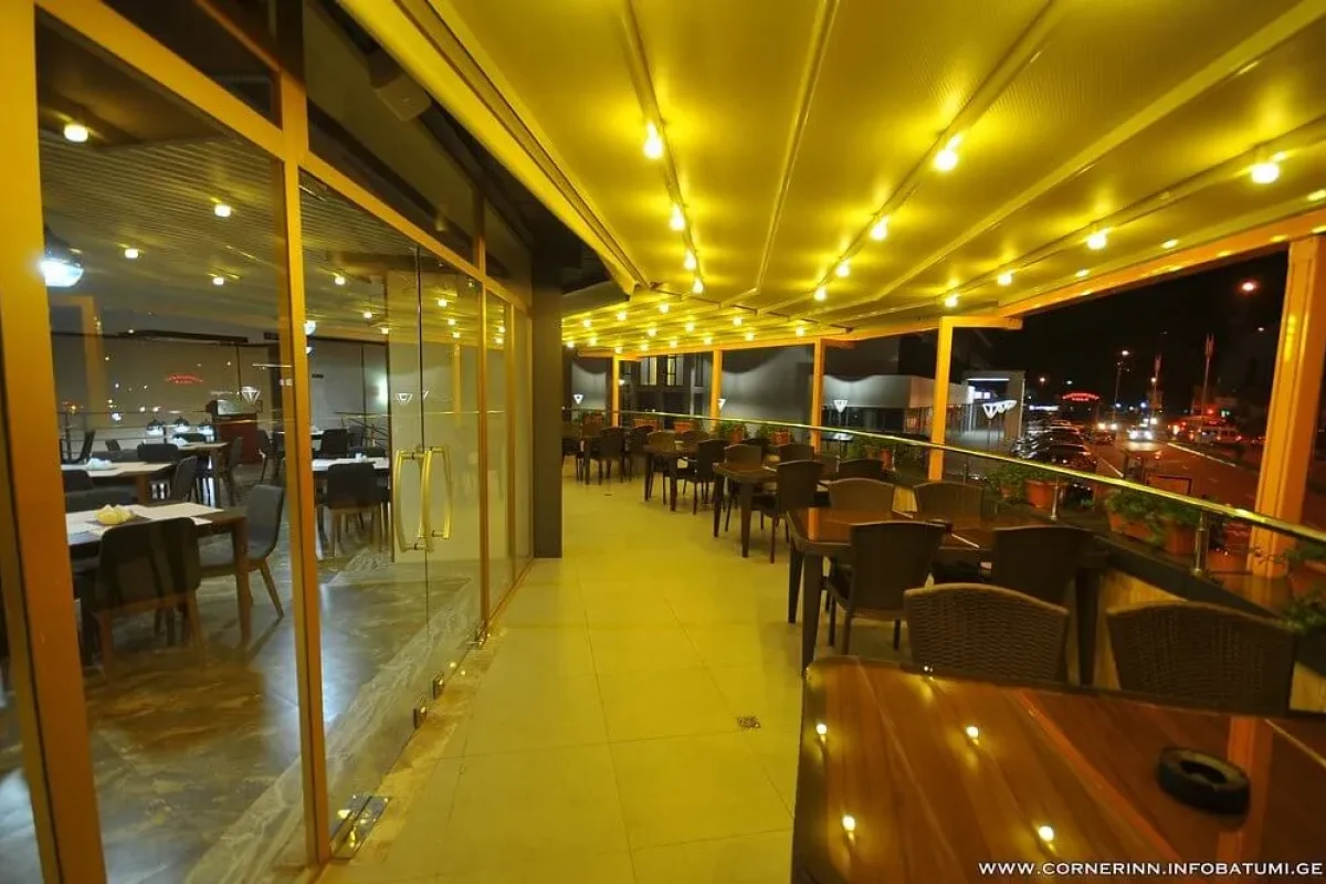 Hotel Corner Inn Batumi Restaurant