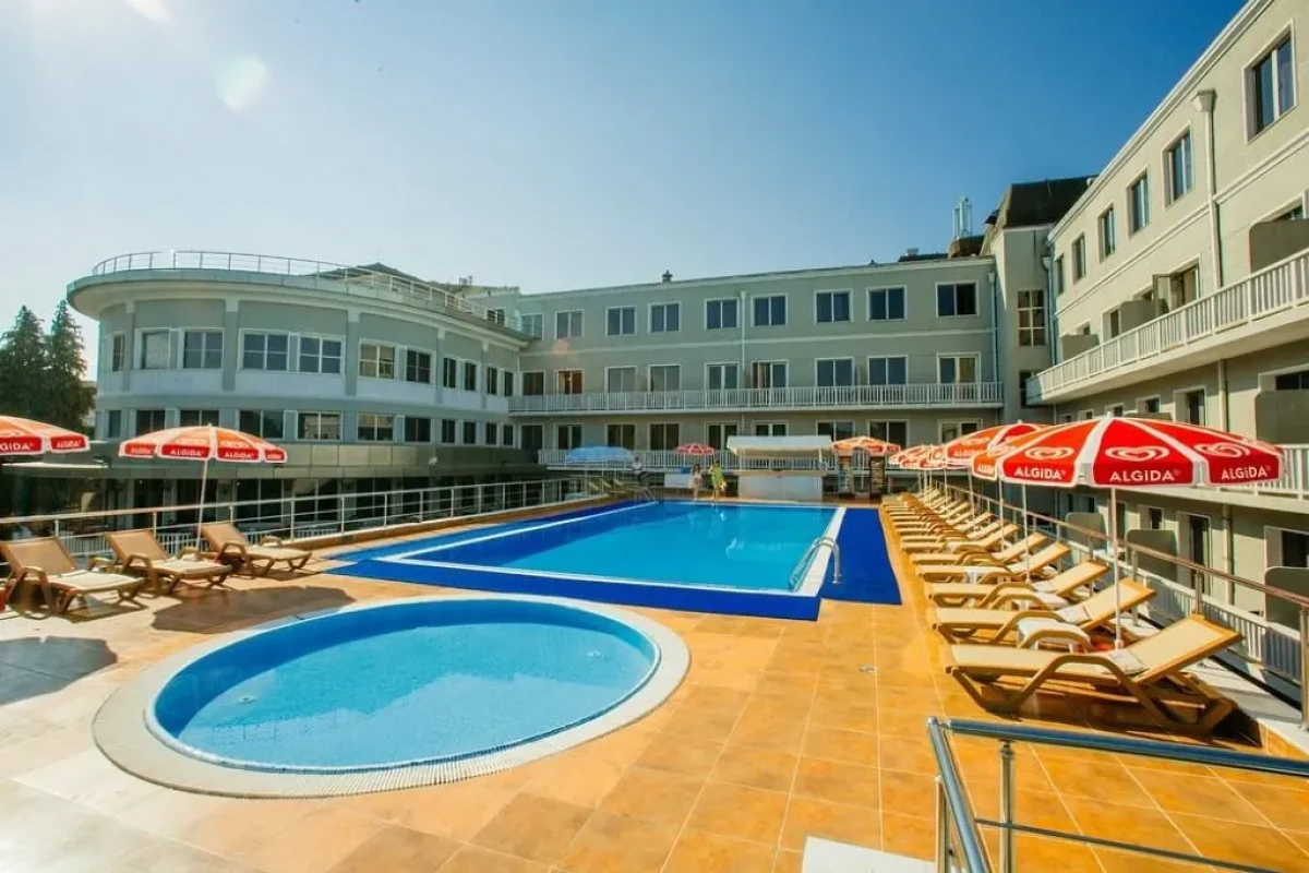 Intourist Palace Hotel batumi pool