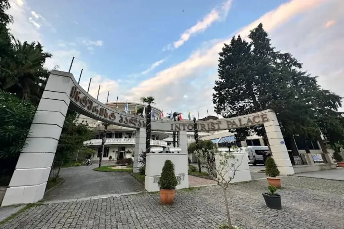 Intourist Palace Hotel batumi