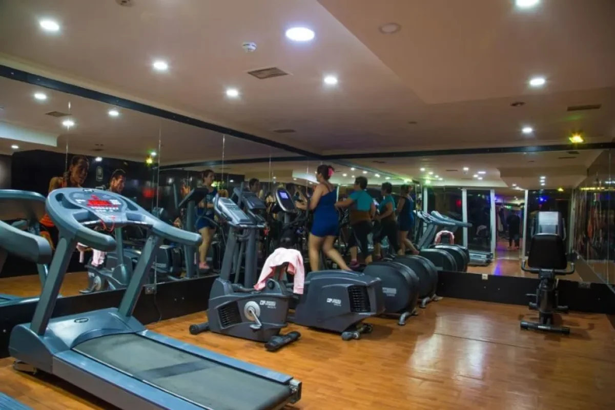 Intourist Palace Hotel gym