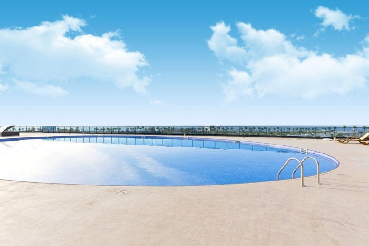 Legend Business Hotel Batumi outdoor Pool