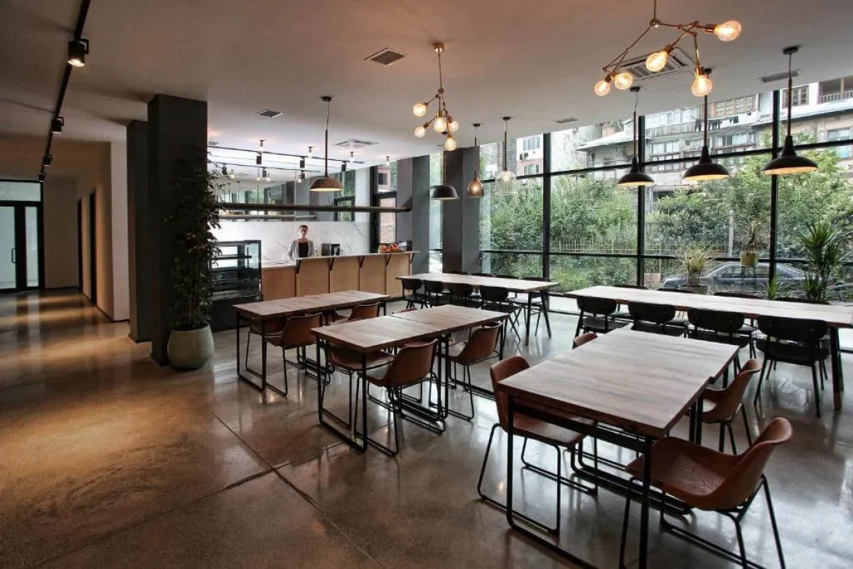 Lm club hotel tbilisi restaurant