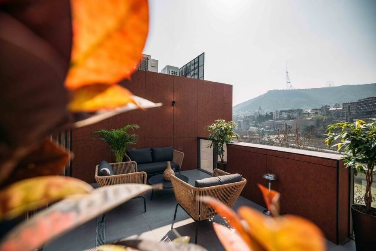 Monday hotel tbilisi menu