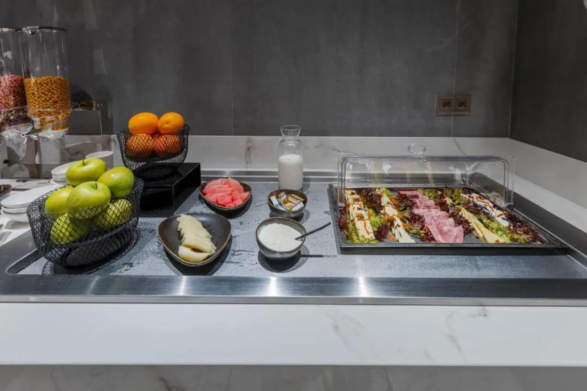 Piazza Epigraph Hotel Restaurant menu