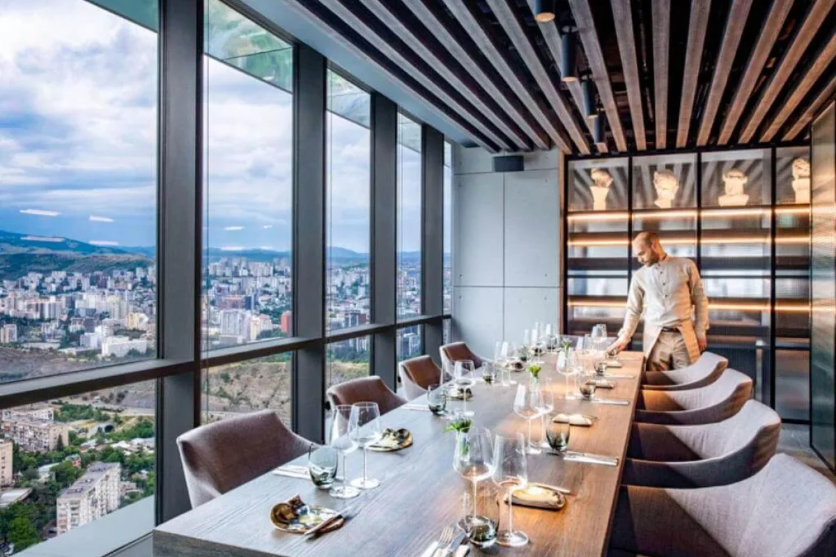 Pullman hotel tbilisi restaurant