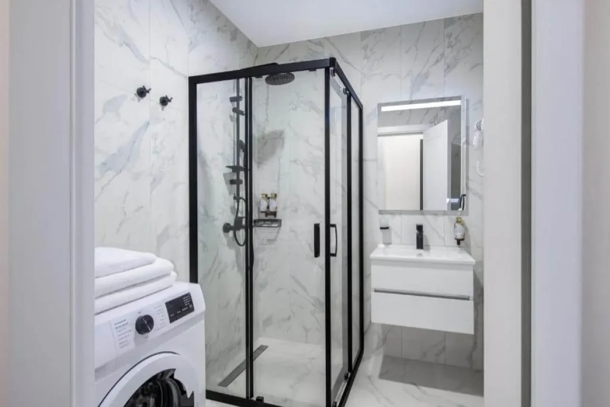 STEPS Batumi Hotel Bathroom