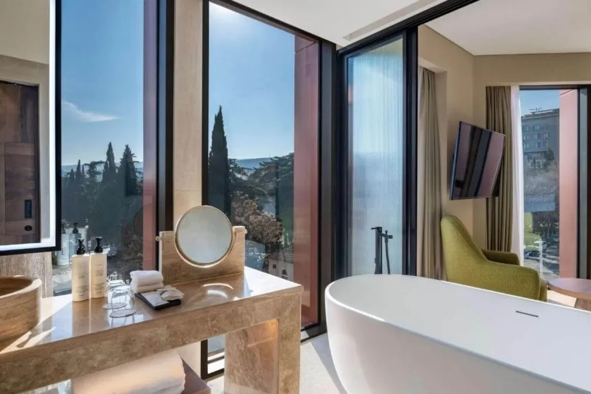 Swissotel tbilisi reviews