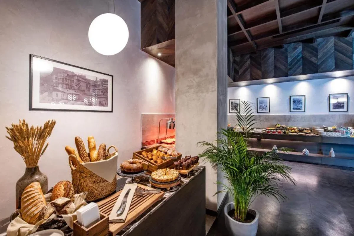 Tbilisi philharmonic restaurant