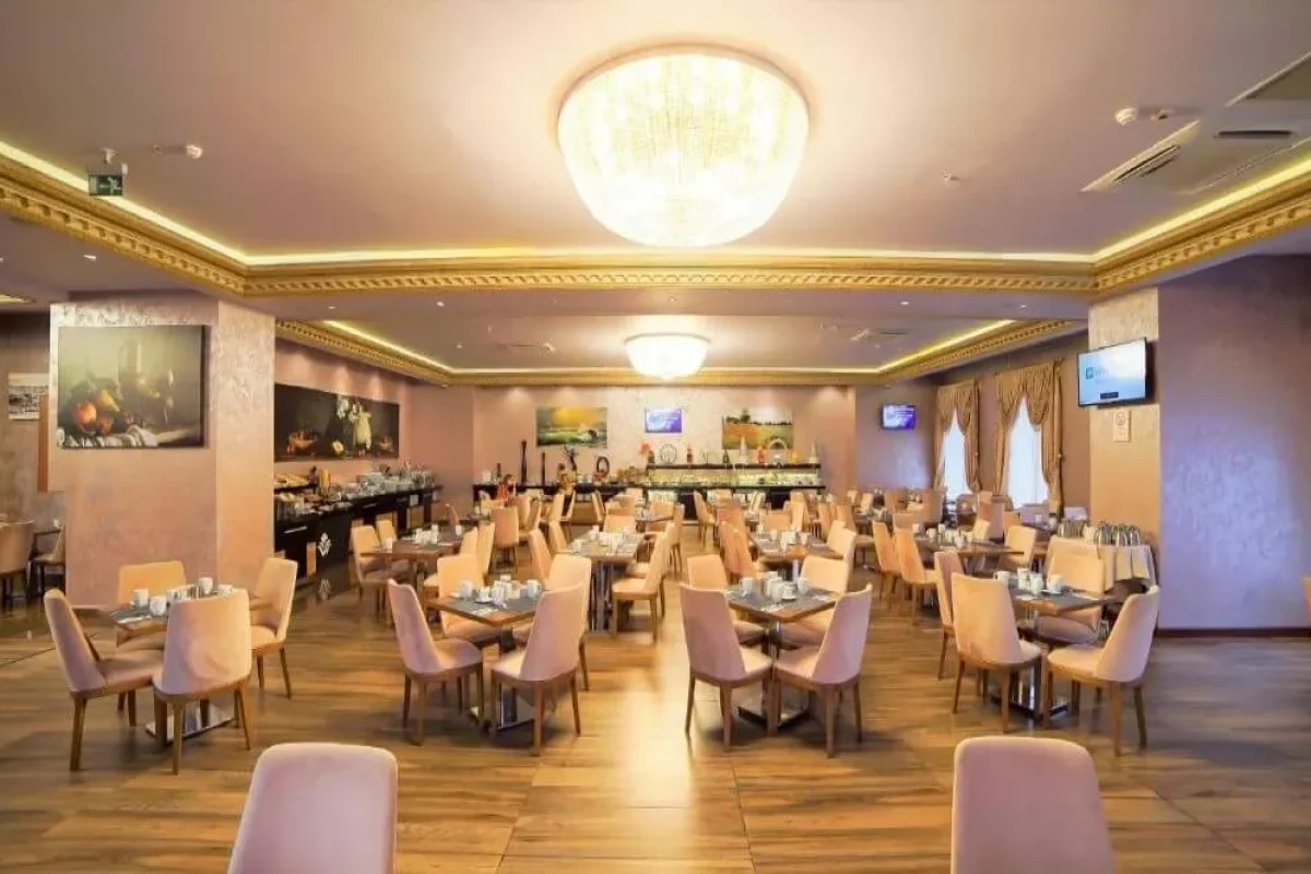 Wyndham hotel batumi restaurant